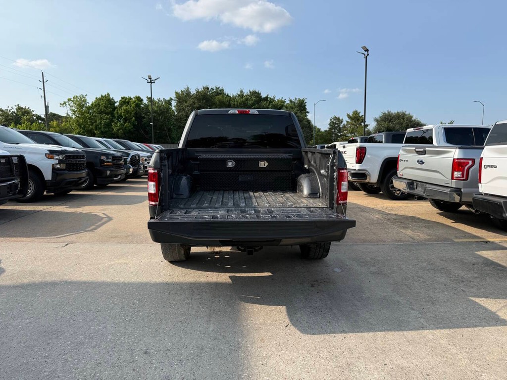 Ford F-150 Vehicle Full-screen Gallery Image 39