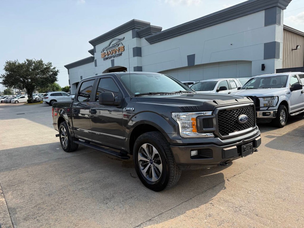 Ford F-150 Vehicle Full-screen Gallery Image 43