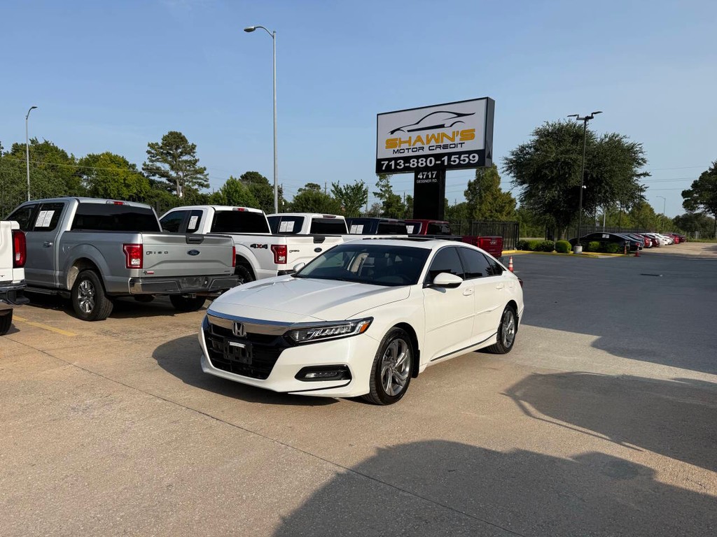 Honda Accord Sedan Vehicle Full-screen Gallery Image 03