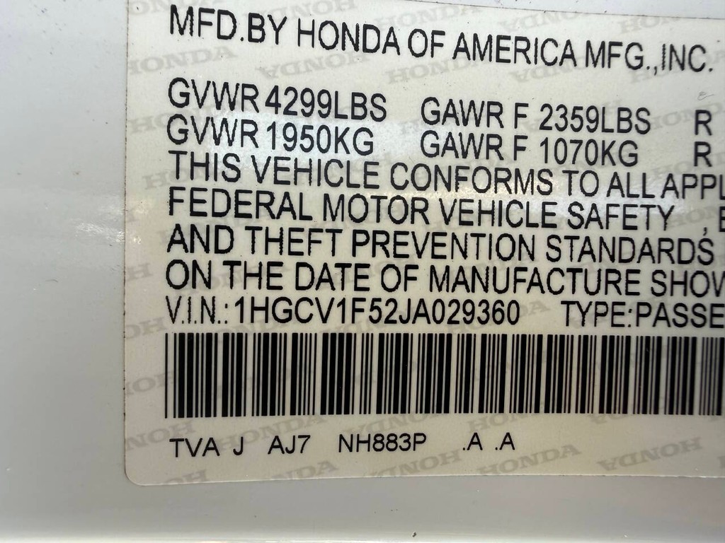Honda Accord Sedan Vehicle Full-screen Gallery Image 34