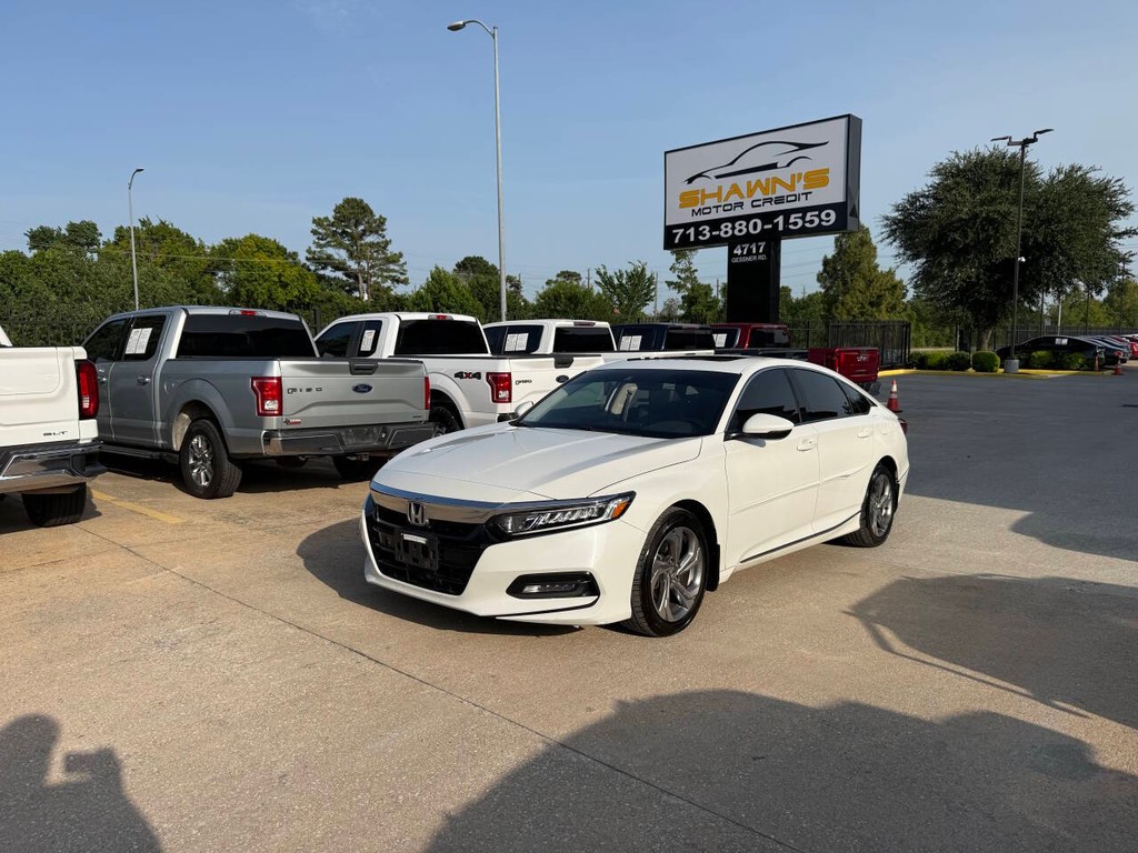 Honda Accord Sedan Vehicle Full-screen Gallery Image 42