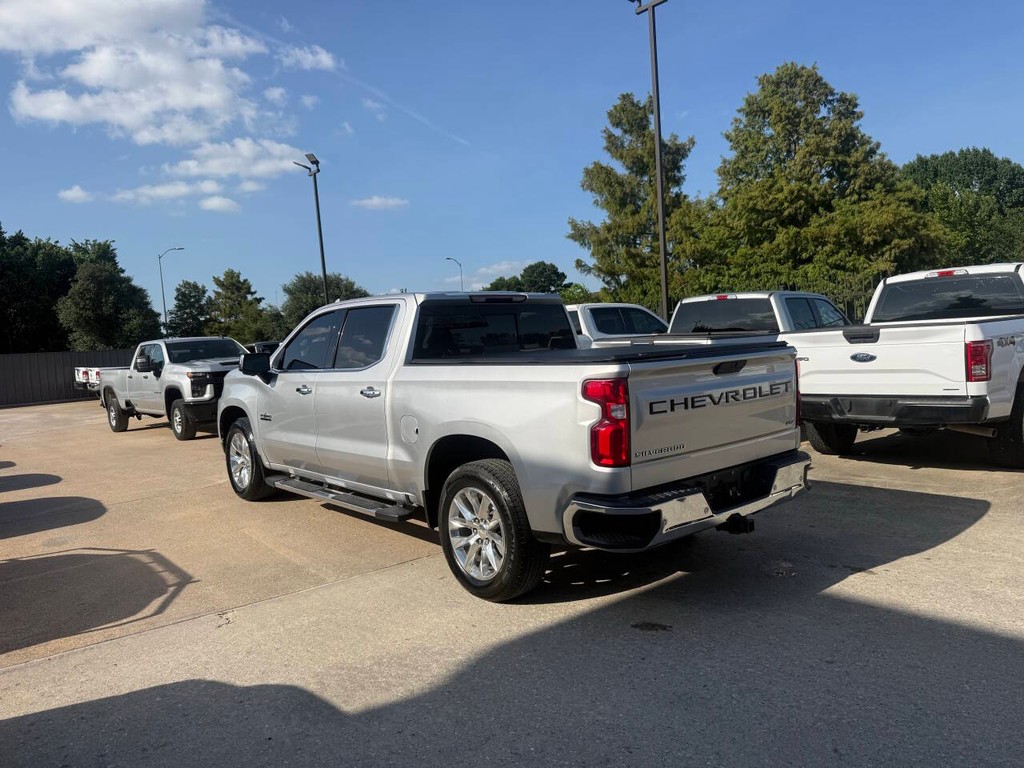 Chevrolet Silverado 1500 Vehicle Full-screen Gallery Image 04