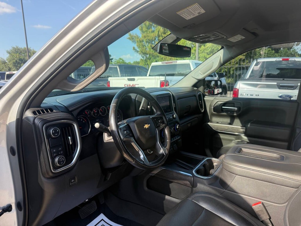 Chevrolet Silverado 1500 Vehicle Full-screen Gallery Image 06