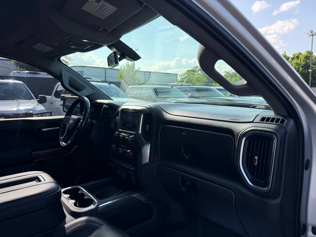 Chevrolet Silverado 1500 Vehicle Full-screen Gallery Image 09