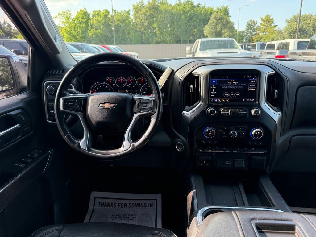 Chevrolet Silverado 1500 Vehicle Full-screen Gallery Image 21