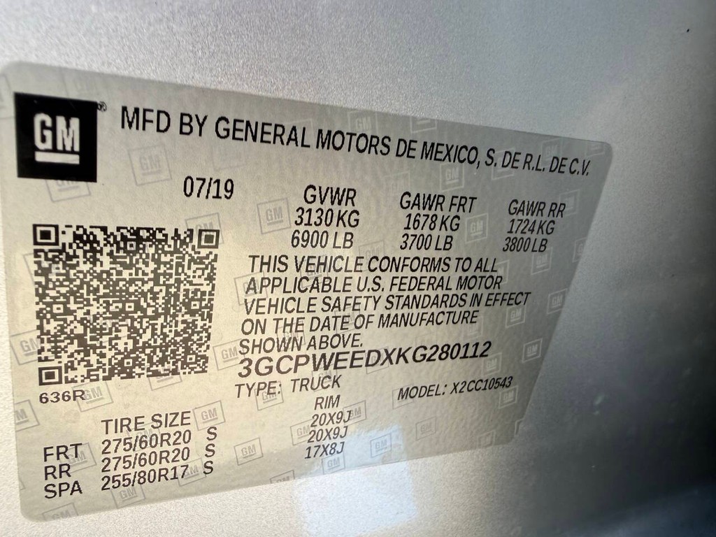 Chevrolet Silverado 1500 Vehicle Full-screen Gallery Image 34