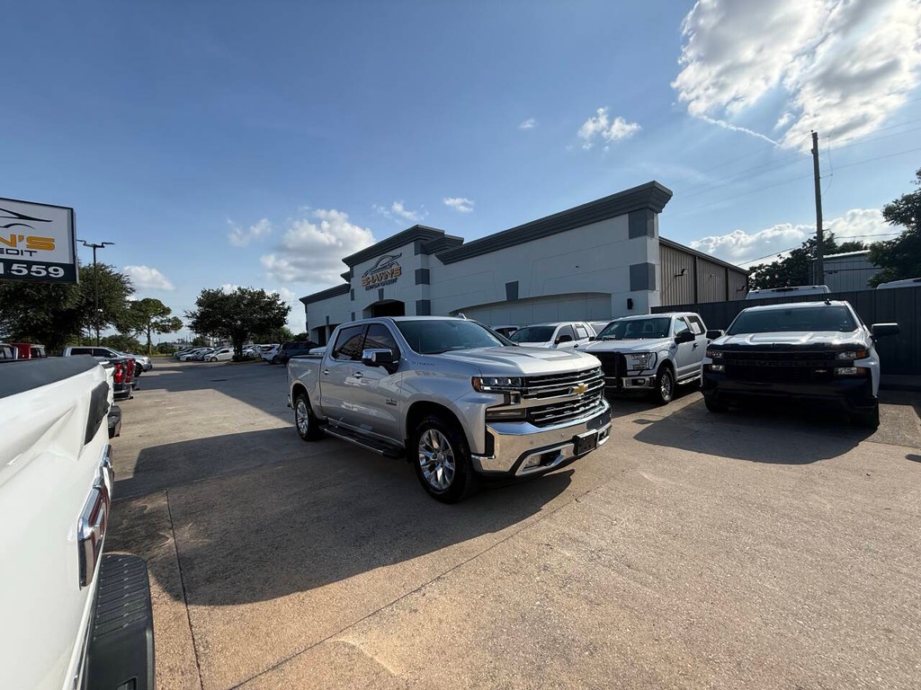 Chevrolet Silverado 1500 Vehicle Full-screen Gallery Image 43