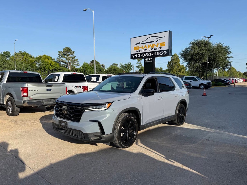 Honda Pilot Vehicle Full-screen Gallery Image 03