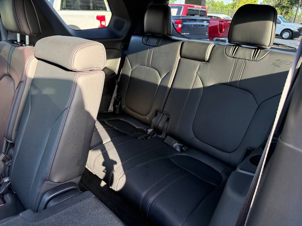 Honda Pilot Vehicle Full-screen Gallery Image 14