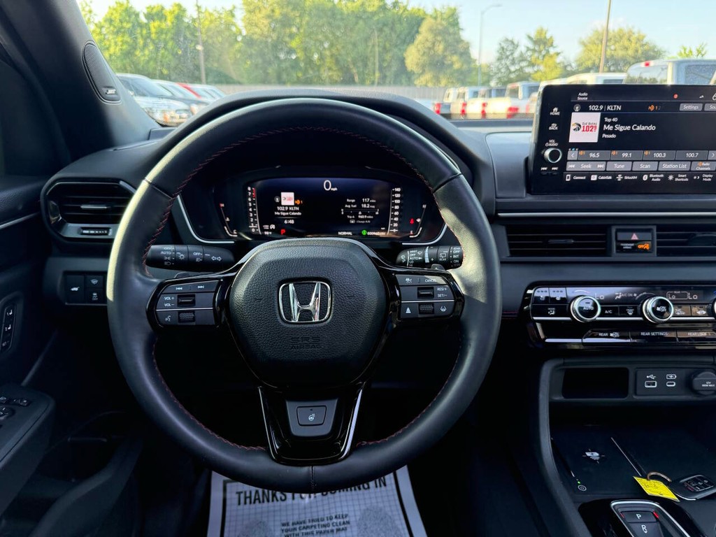 Honda Pilot Vehicle Full-screen Gallery Image 24