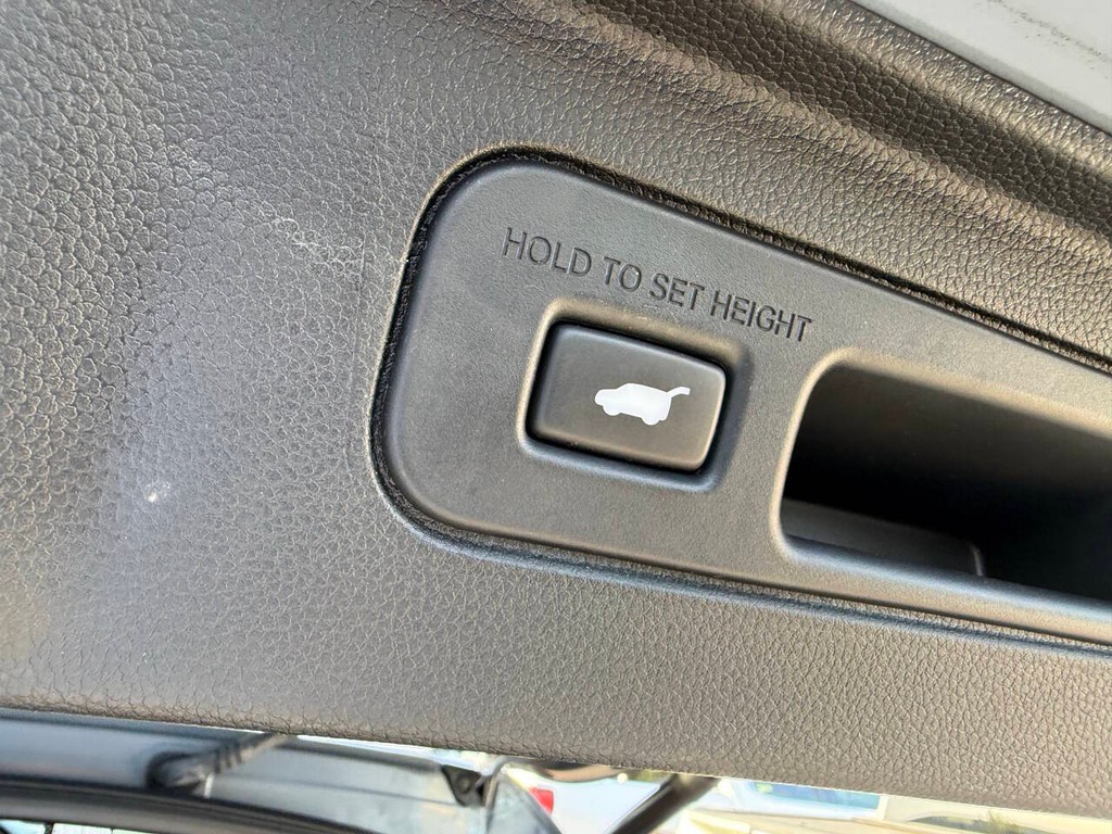 Honda Pilot Vehicle Full-screen Gallery Image 38