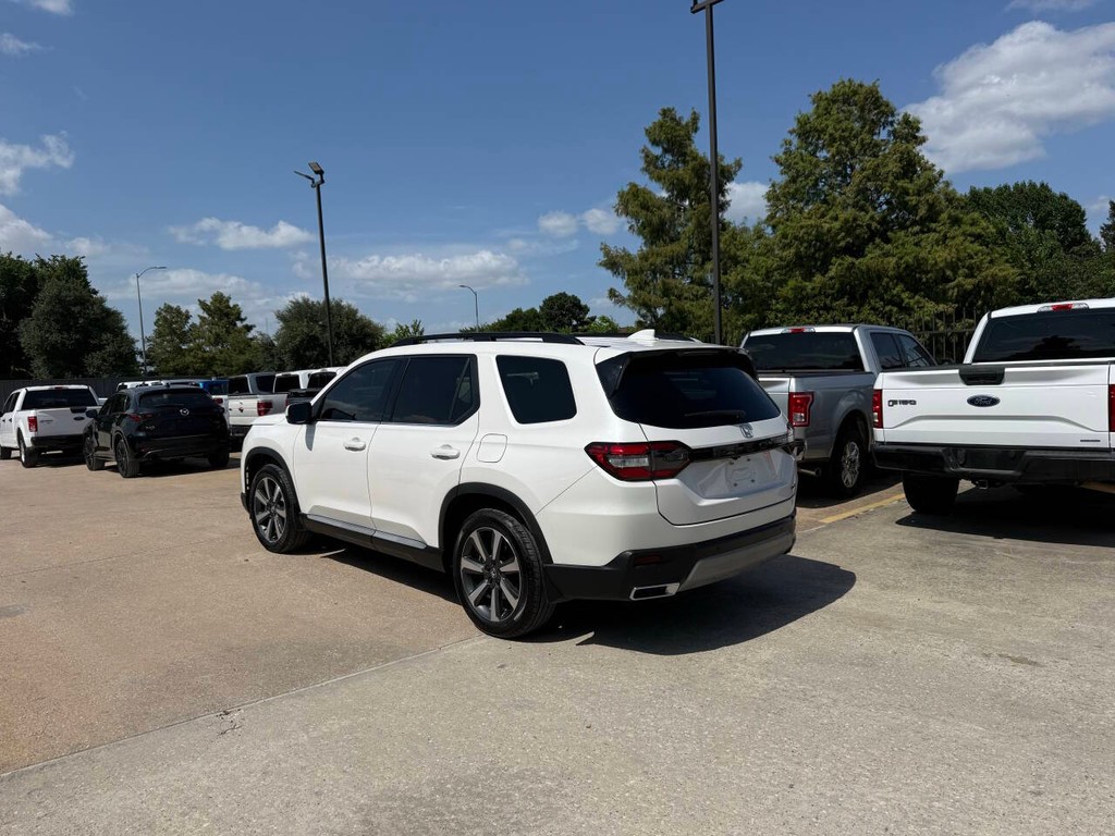 Honda Pilot Vehicle Full-screen Gallery Image 04