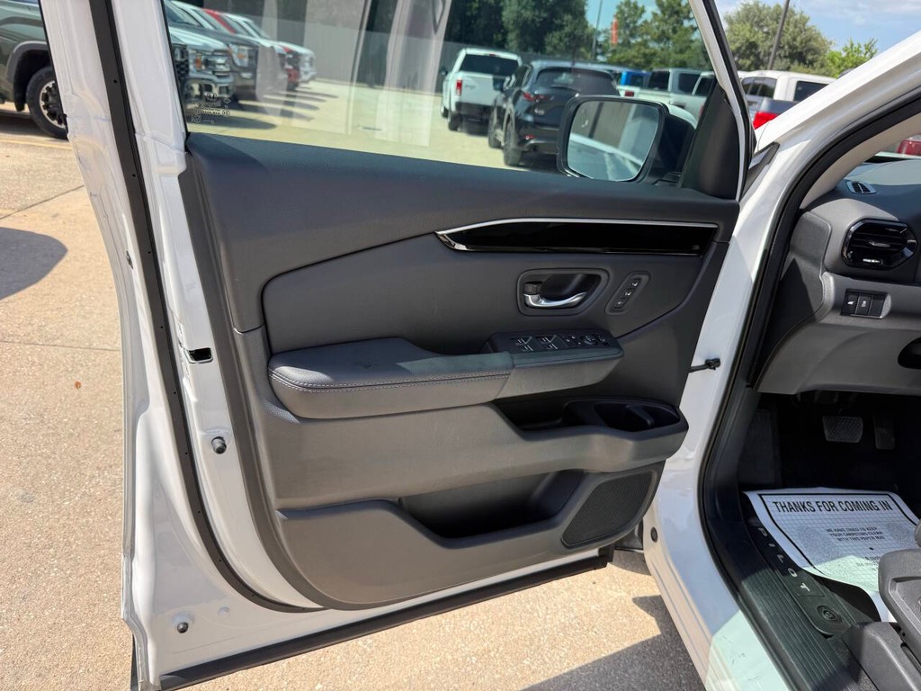 Honda Pilot Vehicle Full-screen Gallery Image 08