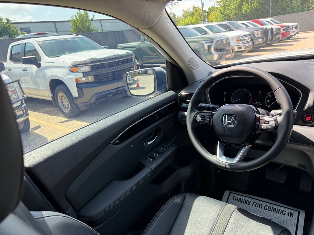 Honda Pilot Vehicle Full-screen Gallery Image 21