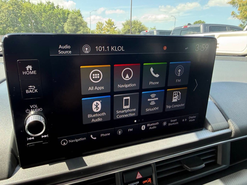 Honda Pilot Vehicle Full-screen Gallery Image 29
