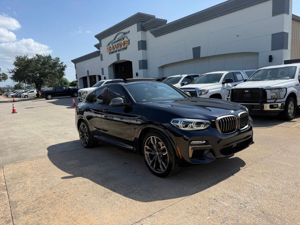 BMW X4 Vehicle Full-screen Gallery Image 45