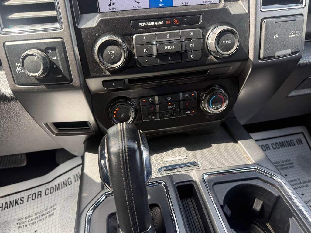 Ford F-150 Vehicle Full-screen Gallery Image 28