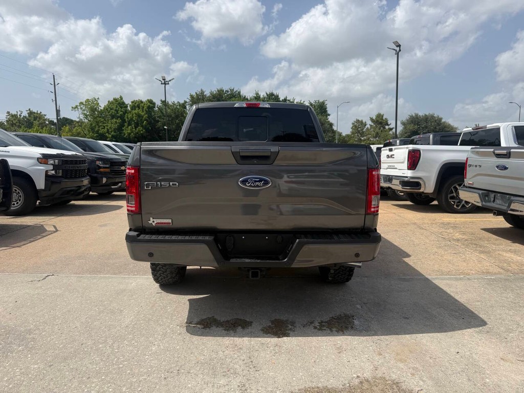 Ford F-150 Vehicle Full-screen Gallery Image 37