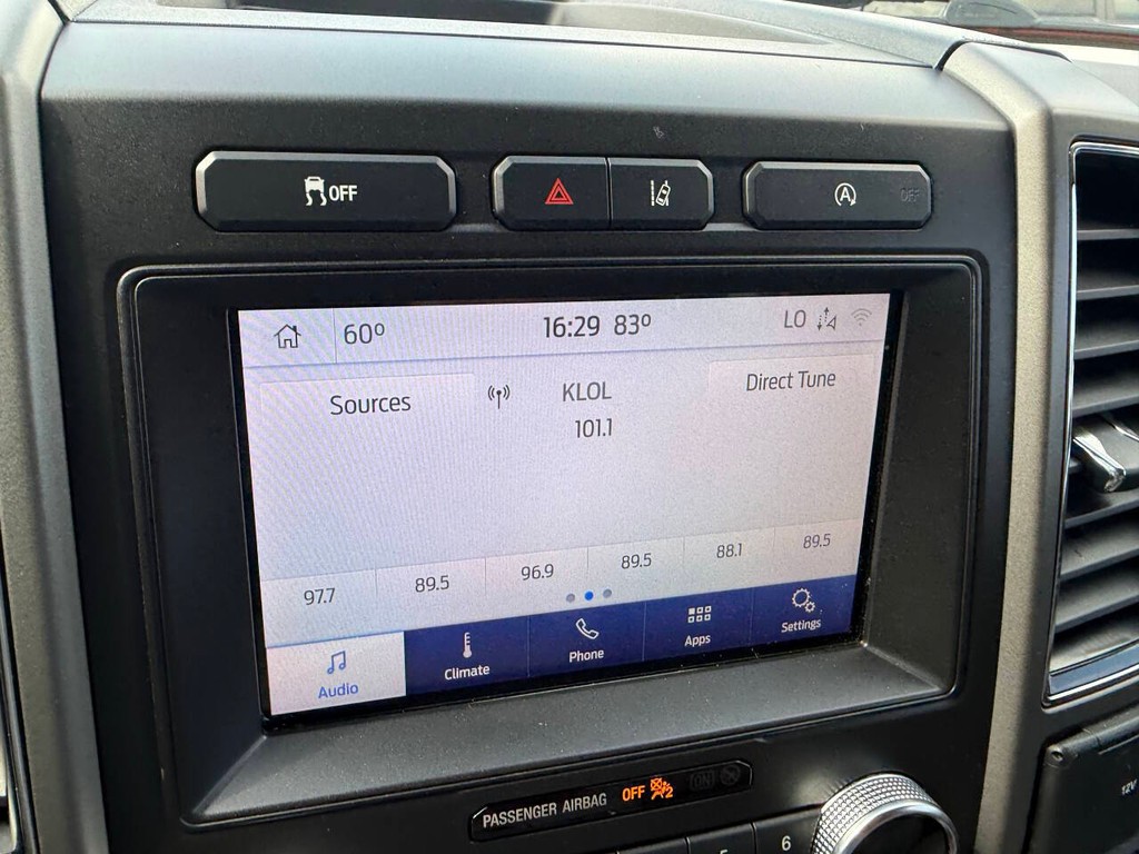 Ford Expedition Vehicle Full-screen Gallery Image 27
