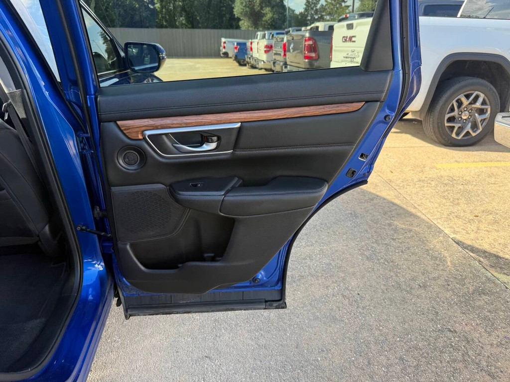 Honda CR-V Vehicle Full-screen Gallery Image 16