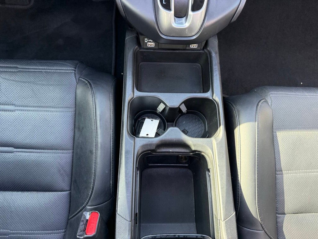 Honda CR-V Vehicle Full-screen Gallery Image 29
