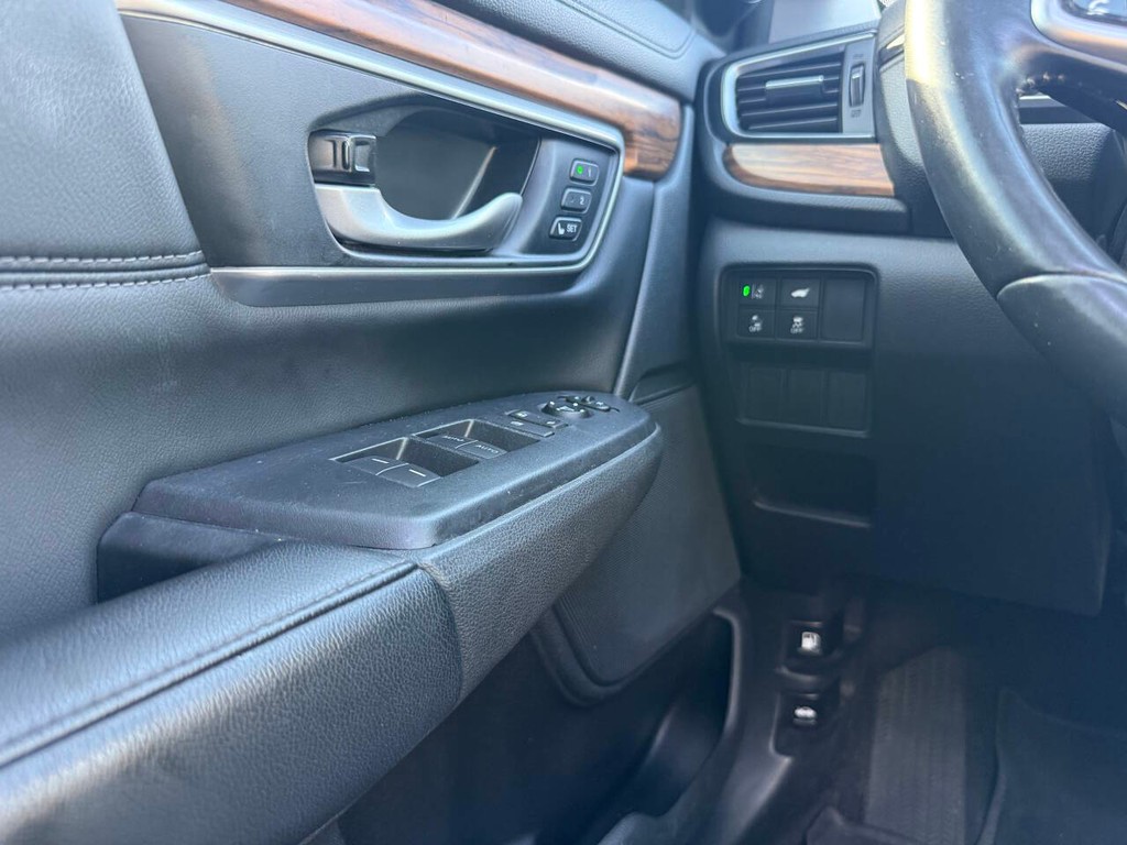 Honda CR-V Vehicle Full-screen Gallery Image 30