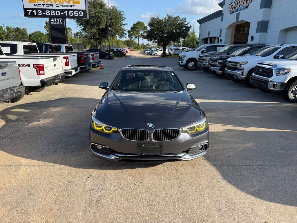 BMW 4 Series Vehicle Full-screen Gallery Image 33