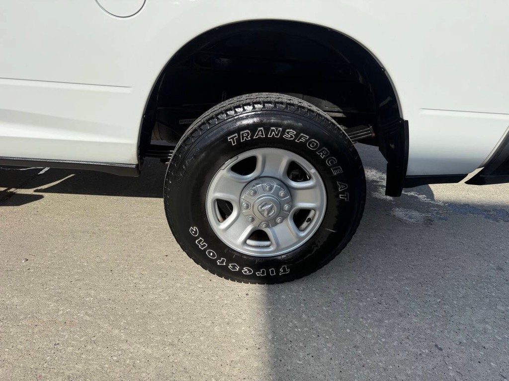 Ram 3500 Vehicle Full-screen Gallery Image 34