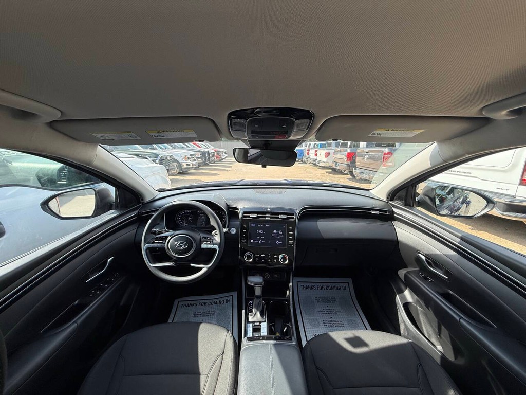 Hyundai Tucson Vehicle Full-screen Gallery Image 18