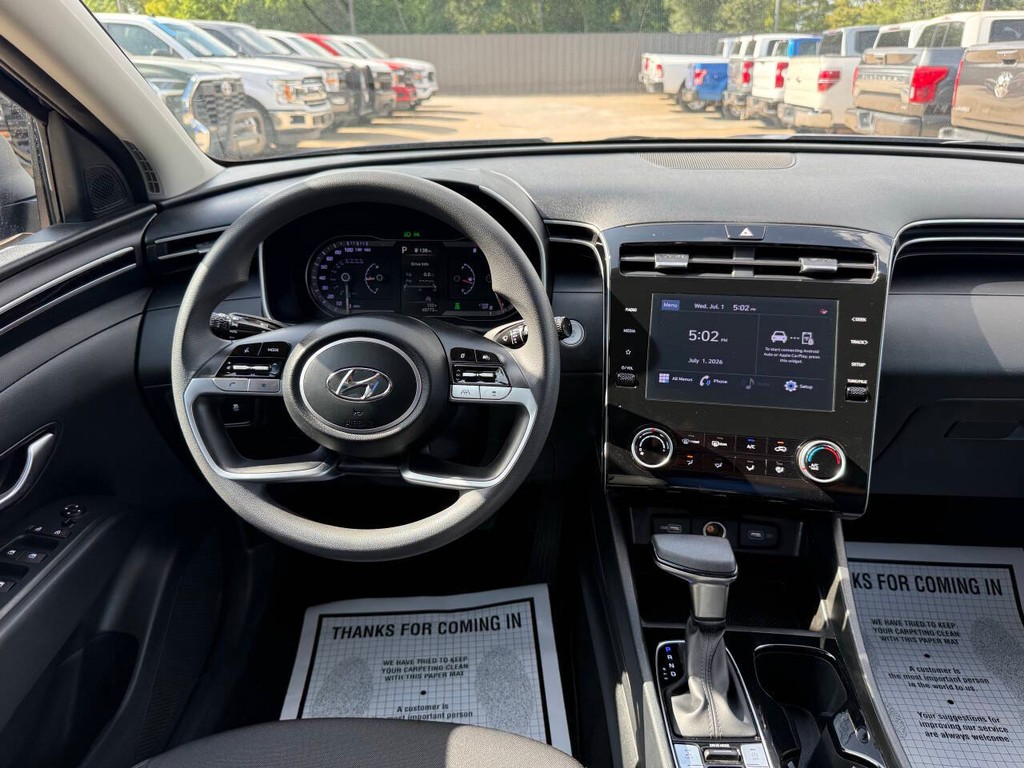 Hyundai Tucson Vehicle Full-screen Gallery Image 21