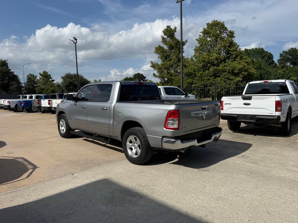Ram 1500 Vehicle Full-screen Gallery Image 04