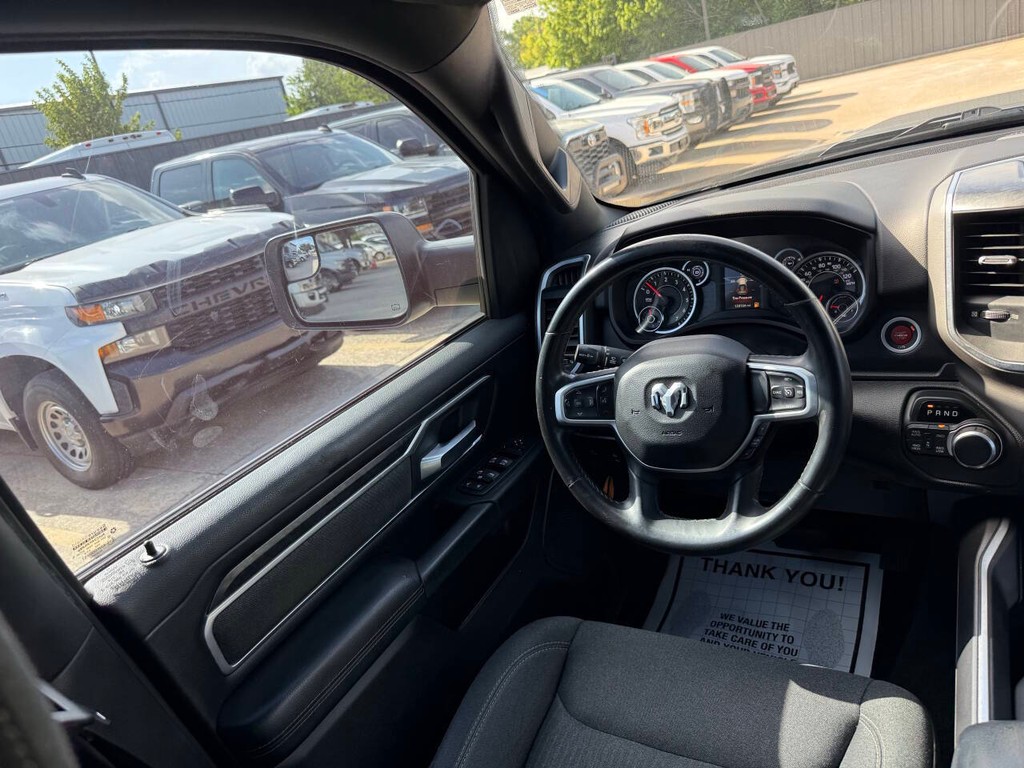Ram 1500 Vehicle Full-screen Gallery Image 19