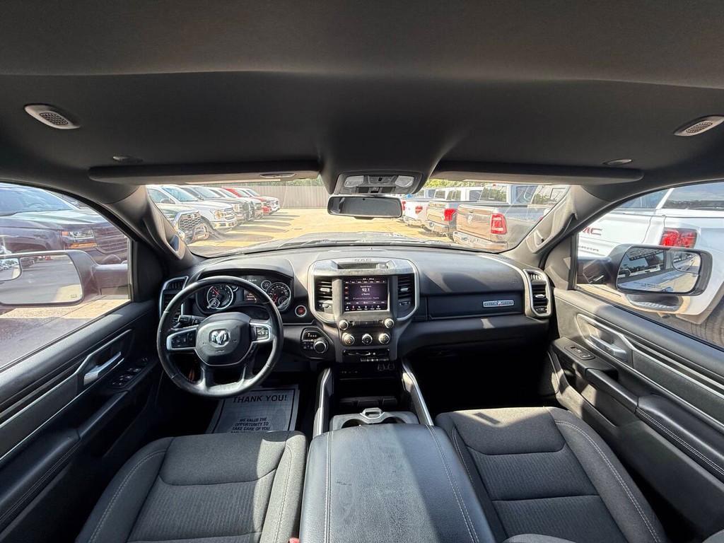 Ram 1500 Vehicle Full-screen Gallery Image 20