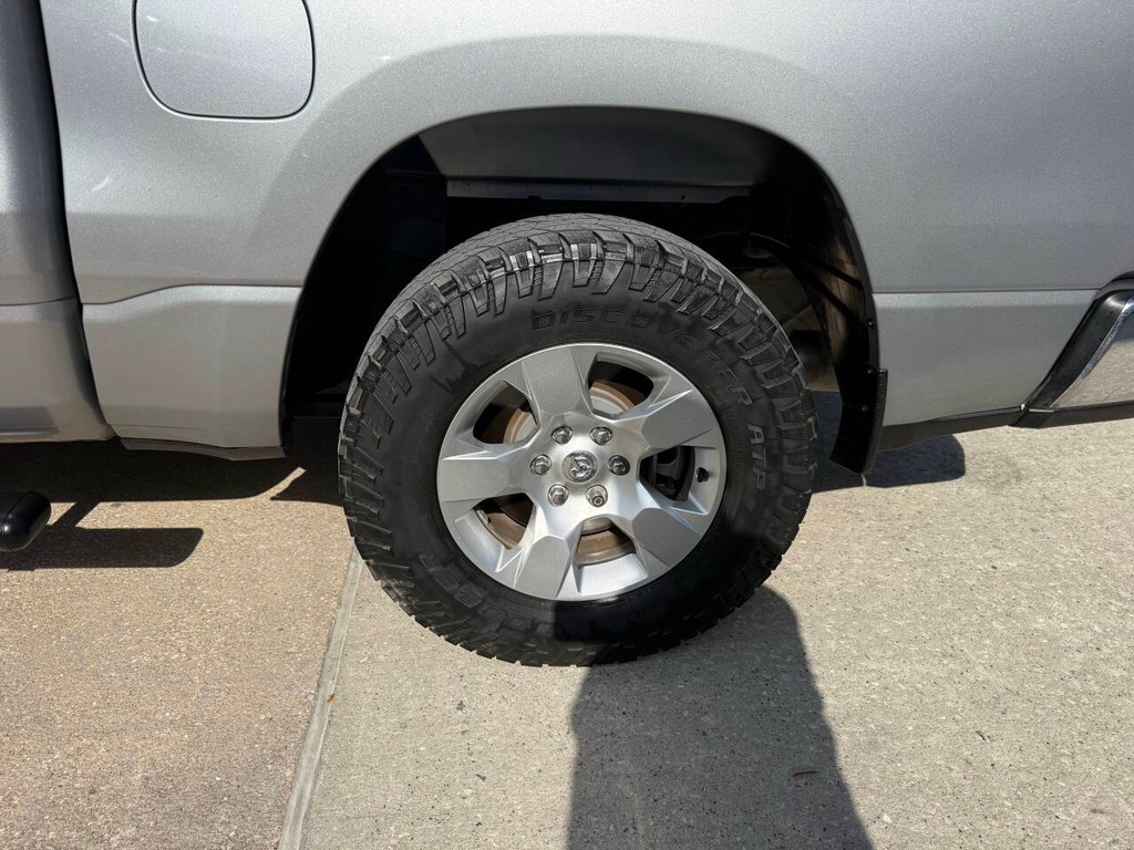 Ram 1500 Vehicle Full-screen Gallery Image 37