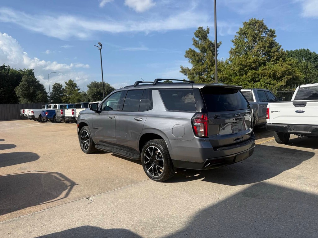 Chevrolet Tahoe Vehicle Full-screen Gallery Image 04
