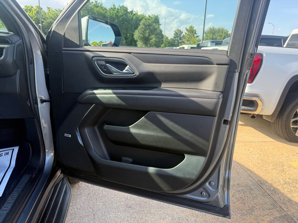 Chevrolet Tahoe Vehicle Full-screen Gallery Image 11