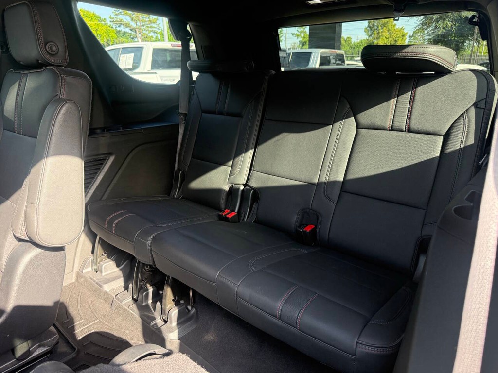 Chevrolet Tahoe Vehicle Full-screen Gallery Image 14