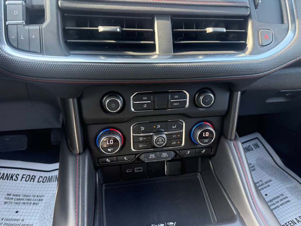 Chevrolet Tahoe Vehicle Full-screen Gallery Image 29