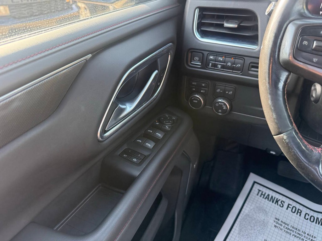 Chevrolet Tahoe Vehicle Full-screen Gallery Image 32