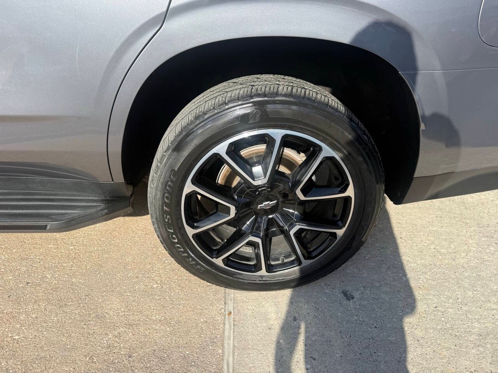 Chevrolet Tahoe Vehicle Full-screen Gallery Image 37