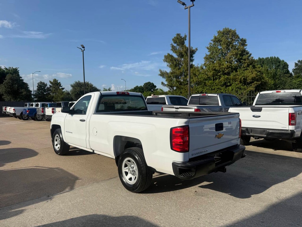 Chevrolet Silverado 1500 Vehicle Full-screen Gallery Image 04
