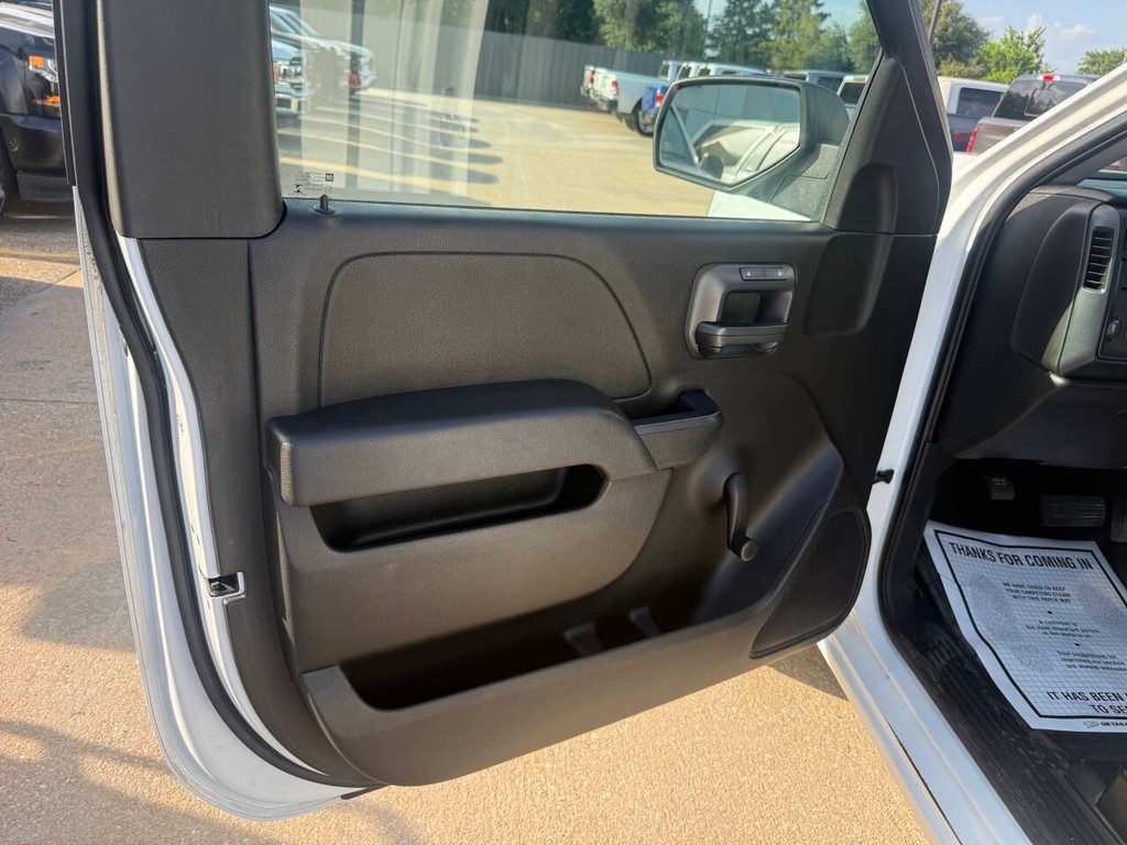 Chevrolet Silverado 1500 Vehicle Full-screen Gallery Image 08