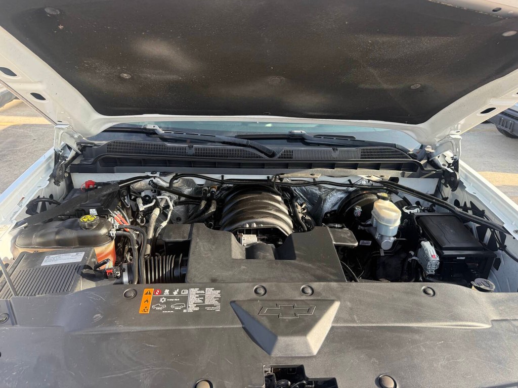 Chevrolet Silverado 1500 Vehicle Full-screen Gallery Image 26