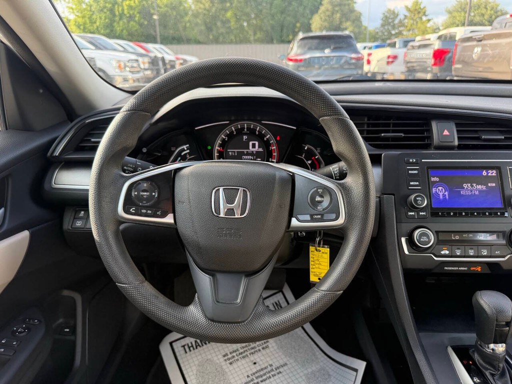 Honda Civic Sedan Vehicle Full-screen Gallery Image 22