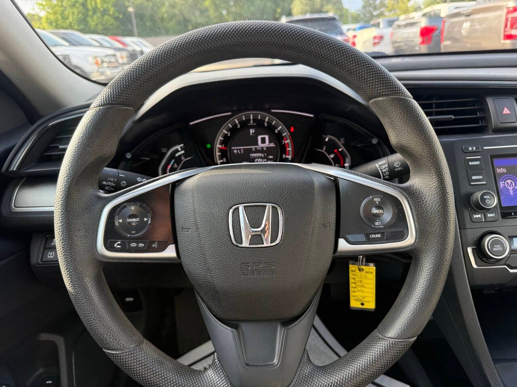 Honda Civic Sedan Vehicle Full-screen Gallery Image 23