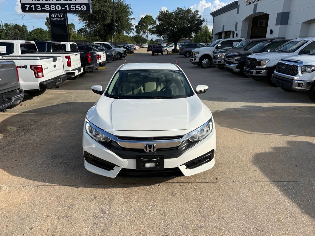 Honda Civic Sedan Vehicle Full-screen Gallery Image 37