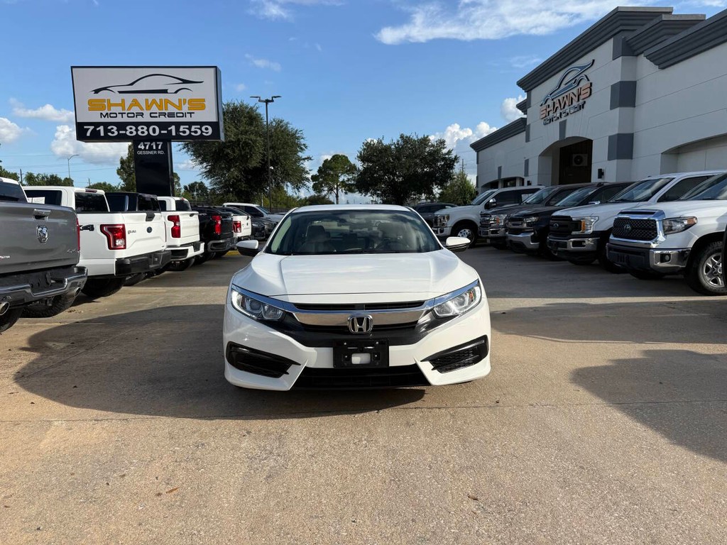 Honda Civic Sedan Vehicle Full-screen Gallery Image 38
