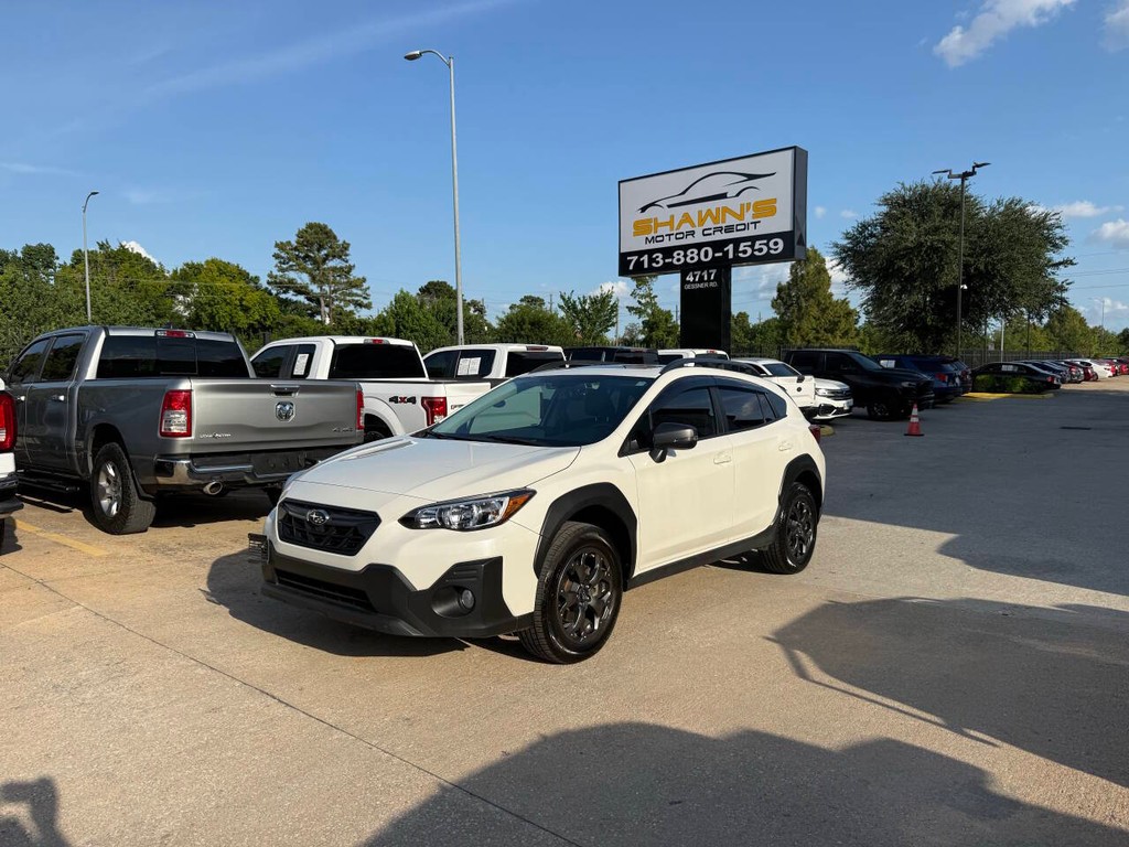 Subaru Crosstrek Vehicle Full-screen Gallery Image 03