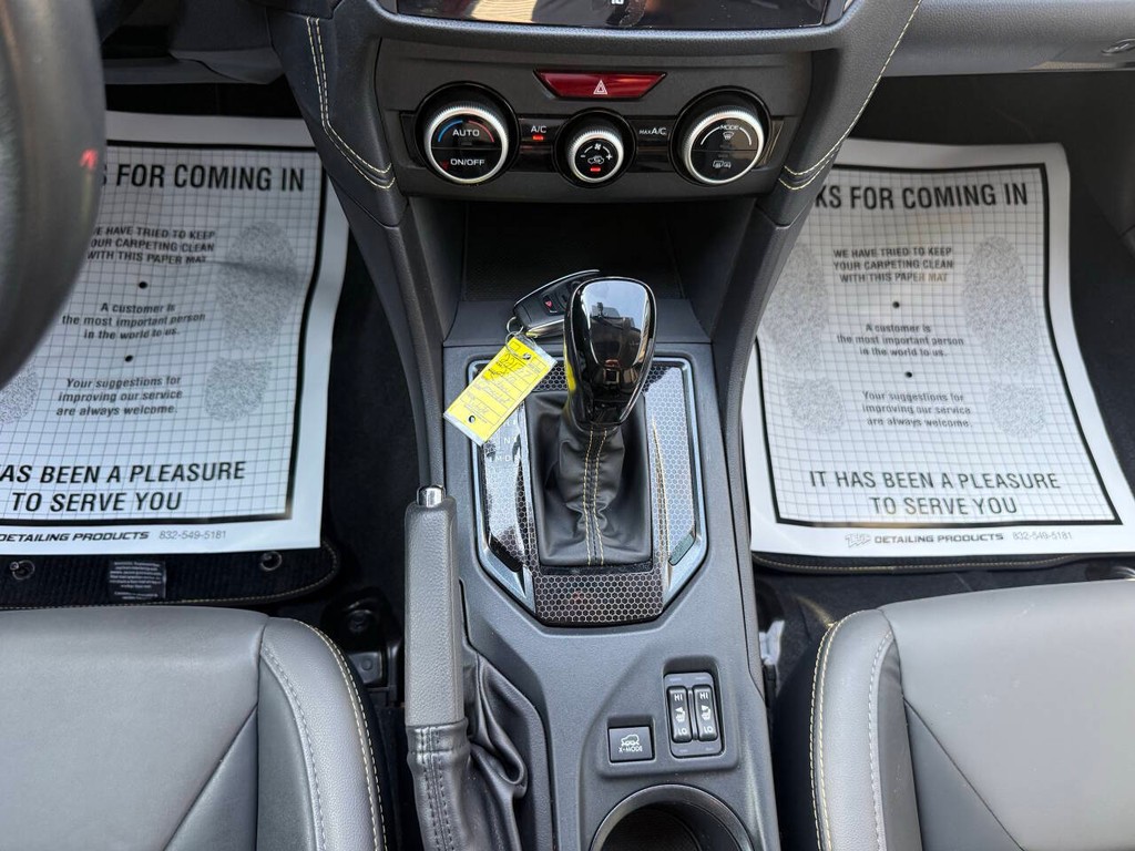 Subaru Crosstrek Vehicle Full-screen Gallery Image 31