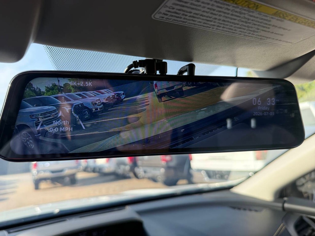 Subaru Crosstrek Vehicle Full-screen Gallery Image 35